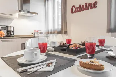 Cibo presso l'appartamento o nelle vicinanze