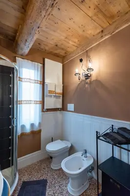 Bagno di Ca' Del Mariner apartment with Terrace