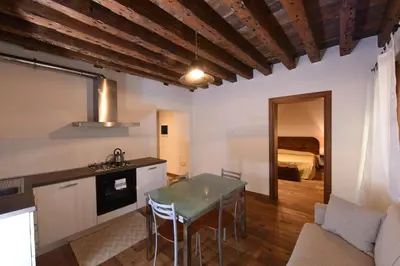 Cucina o angolo cottura di Mercerie e Capitello Apartments
