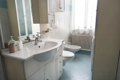 Bagno di Venezia Biennale Bianco & Rosso