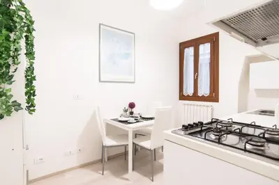 Cucina o angolo cottura di Lovely in San Marco