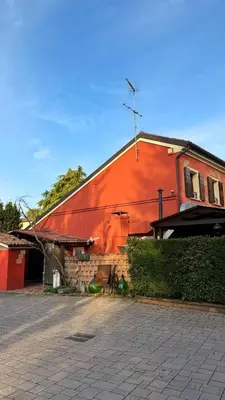 Edificio in cui si trova la locanda