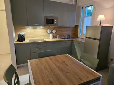 Cucina o angolo cottura di App4rent - Villa Cristina 5 - RINNOVATO