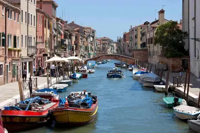 Vista sul fiume nelle vicinanze dell'appartamento