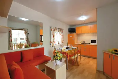 Cucina o angolo cottura di Village Camping Joker