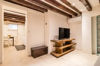 TV o dispositivi per l'intrattenimento presso Ramo Delle Moschette
