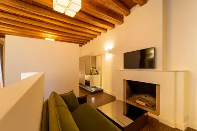 TV o dispositivi per l'intrattenimento presso Hotel Villa Soligo - Small Luxury Hotels of the World