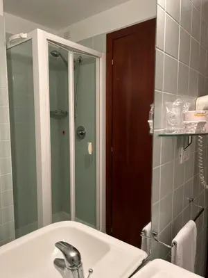 Bagno di Hotel Due Torri Tempesta