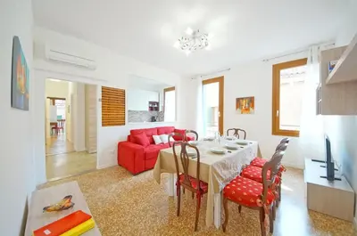 Area soggiorno di DolceVita Apartments N 372