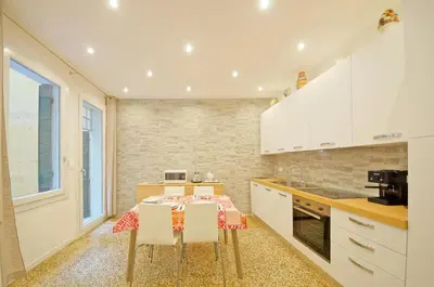 Cucina o angolo cottura di DolceVita Apartments N 373