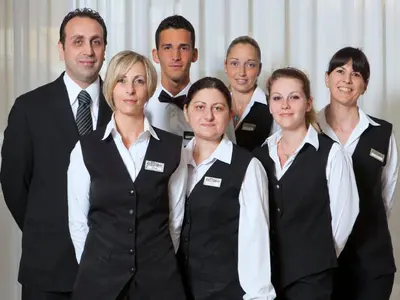 Staff di Hotel Croce Di Malta