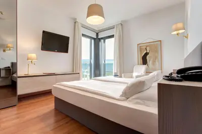 TV o dispositivi per l'intrattenimento presso Hotel Byron Bellavista