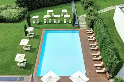 Piscina di Hilton Garden Inn Venice Mestre o nelle vicinanze