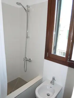 Bagno di The Other Serenissima (With A/C)