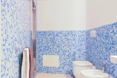 Bagno di Centrale Mazzoni 15