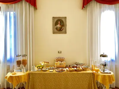 Cibo presso l'hotel o nelle vicinanze