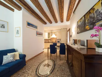 Area soggiorno di Romantic Lagoon - Canal view