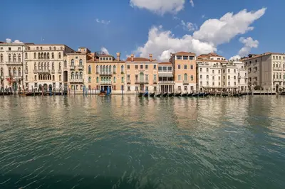 Vista sul fiume nelle vicinanze dell'appartamento