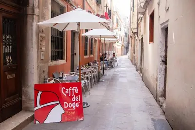 Certificato, attestato, insegna o altro documento esposto da Ca Riolfo by Venicevillas, Rialto