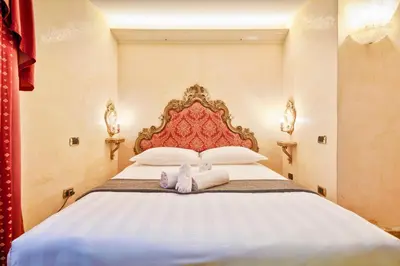 Letto o letti in una camera di Hotel Vecellio Venice on the Lagoon