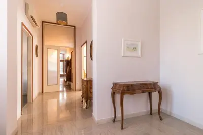 Planimetria di Rialto Bridge Big apt with Lift by LionHost