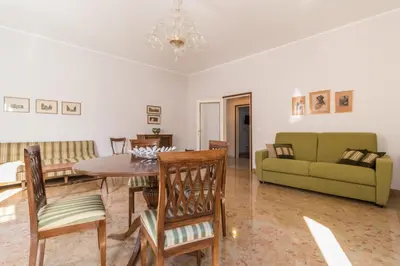 Area soggiorno di Rialto Bridge Big apt with Lift by LionHost