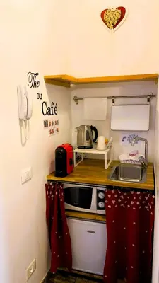 Cucina o angolo cottura di Villa ai Tigli Venice Airport Rooms Keyless&Self Check in