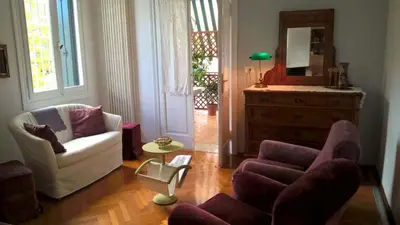 Area soggiorno di La Serliana - Bed&Breakfast