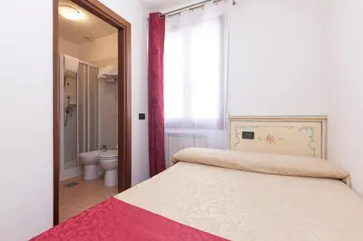 Bagno di Alloggi SS Giovanni e Paolo