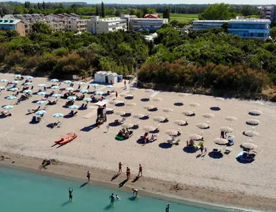 Paesaggio naturale nelle vicinanze del villaggio turistico