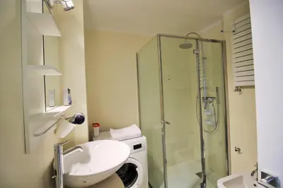 Bagno di New central and spacious