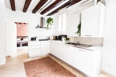 Cucina o angolo cottura di Cà Biennale, scoprire la Venezia nascosta!