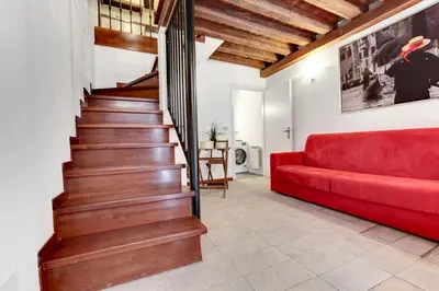 Area soggiorno di Peggy Guggenheim Venice Apartment