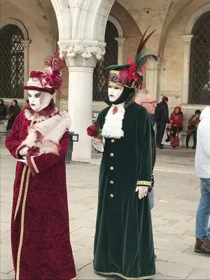 Ospiti di piccola corte