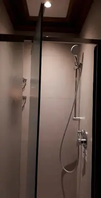 Bagno di Rousseau's Apartment
