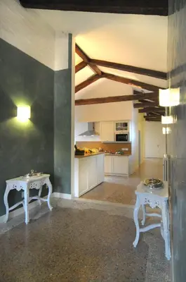 Cucina o angolo cottura di Ca' Dell'Artista Apartment with Terrace