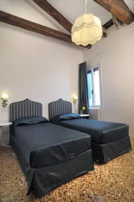Letto o letti in una camera di Ca' Dell'Artista Apartment with Terrace