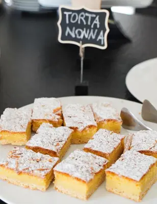 Cibo presso l'hotel o nelle vicinanze