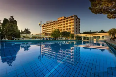 Piscina di Hotel Terme Antoniano o nelle vicinanze