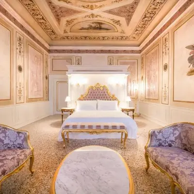 Ca' Bonfadini Historic Experience