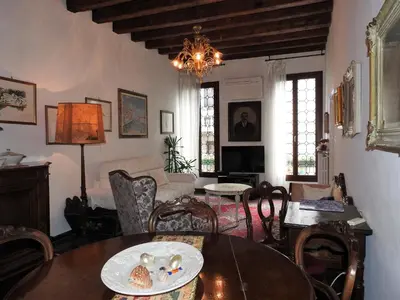 Area soggiorno di la poetessa
