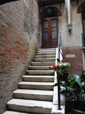 Planimetria di la poetessa