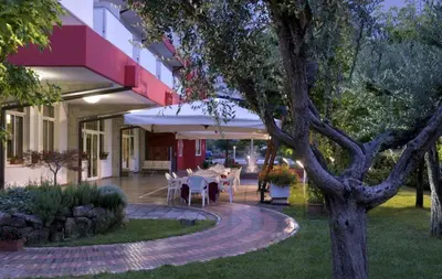 Giardino di Hotel Lo Zodiaco