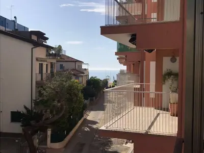 Balcone o terrazza di LCC - Centralissimo - 100 mt da Piazza Mazzini - 50 mt dal mare - Immobil Relax