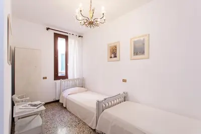 Letto o letti in una camera di Prince Apartments