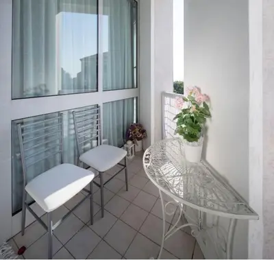 Balcone o terrazza di Modern sunny apartment in residental area