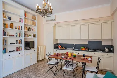 Cucina o angolo cottura di Ca' Grassi 2 Apartment in San Marco with Balcony