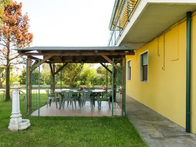 Giardino di Apartment Casa Consuelo by Interhome