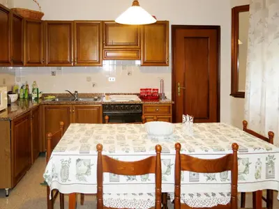 Cucina o angolo cottura di Apartment Casa Consuelo by Interhome
