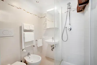 Bagno di CA MODERNA 2